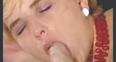 આરાધ્ય બિલાડી લોબોક છોકરીઓ પર ગસ્ટ્સથી ભરેલી સેકસી વીડીયો ફુલ સેકસી વીડિયો છે