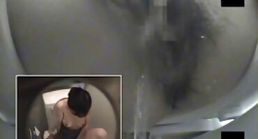 સેવામાં ખંતપૂર્વક સેકસી વીડીયો ફુલ જોયું કે કેવી રીતે પ્રેમી તેની પત્નીને ટેબલ પર ફક્સ કરે છે અને કમમાં તેની બિલાડી ચાટે છે