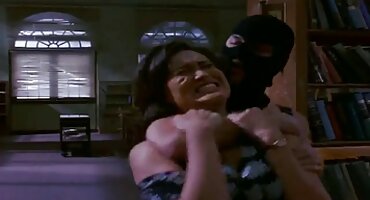 પલંગ પર સોનેરી પડેલો નીચે ચુંબન પર સેકસી વીડિયો બીપી વીડીયો કાસ્ટિંગ