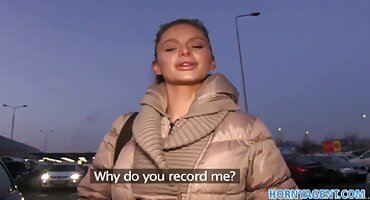 પ્રકૃતિમાં, એક માણસ તેની તેલવાળી ગર્લફ્રેન્ડને ચીડવે સેકસી વીડીયો ફુલ છે.