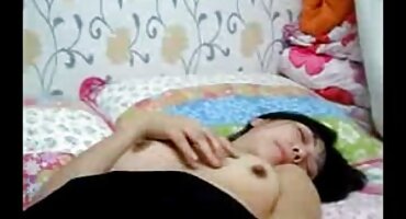 તે વ્યક્તિએ બસ્ટી સ્ત્રીને પાછળથી ચુંબન કર્યું ત્યાં બીપી વીડીયો સેકસી સુધી તેના શાહનામાં સીટી વગાડવાનો અવાજ સંભળાયો