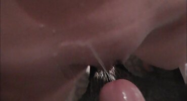 એક સારી રીતે માવજતવાળી સ્ત્રી સેકસી વીડીયો ઓપન નરમ સ્લિટ્સ સાથે પુરુષને સંતોષે છે