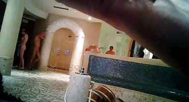 હોટ ગર્લ્સ વિવિધ હોદ્દાઓમાં એક વ્યક્તિ એક્સ એક્સ વીડીયો સેકસી આપે છે