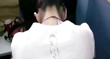 વિશ્વમાં શ્રેષ્ઠ માણસ એચડી સેકસી વીડીયા એક છોકરી સાથે ચુંબન કરે છે