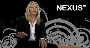 સેક્સી વમળ વહેંચાયેલ લાલચુ બીપી સેકસી વીડીયો પુરુષ પલંગ પર