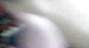 ગાય તેના પરસેવો યોનિ પર ગોળમટોળ સનીલીયોન ના સેકસી બીપી વીડીયો ચુંબન કરે છે