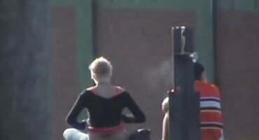 એક બાલ્ડ માણસ તેના ગધેડામાં છોકરીઓ ધરાવે છે અને માત્ર ત્યાં ગુજરાતી સેકસી બીપી વીડીયો જ નહીં