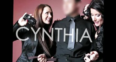 કામ પર અનફર્ગેટેબલ સેકસી વીડીયો બતાવો જૂથ સેક્સ સ્વયંભૂ થયું