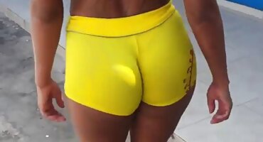 એક ચેક વેશ્યાગૃહમાં, એક ત્રીપલ એક્સ વીડીયો સેકસી મહિલા દિવાલ દ્વારા વાહિયાત છે