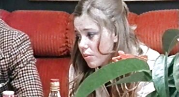 સેક્સના સેકસી બીપી વીડીયો સેકસી અભાવને લીધે, સ્ત્રીએ તેને પગ વચ્ચે ચુંબન કરવાનું કહ્યું