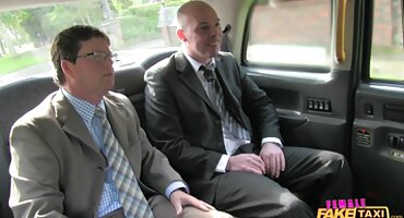 સુંદર સુંદર કેમેરાની સામે હૂડ ભજવે સેકસી વીડિયો બીપી વીડીયો છે