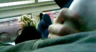 બે આનંદિત પુરુષો વિકૃત નોકરડી ચુંબન સેકસી વીડીયો youtube