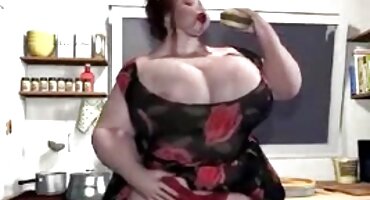 સાન્તાક્લોઝ સાથે સ્નેગુરોચેના લંપટ ચુંબન સેકસી બીપી વીડીયો સેકસી બીપી વીડીયો