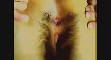 યુવાન કૂતરી બોસ ચાટવા માટે ત્રીપલ એક્ષ વીડીયો સંમત થાય છે