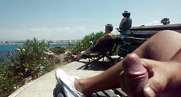 એક કૂતરી તેની ગર્લફ્રેન્ડના ઘરમાં ઘૂસી ગઈ અને તેની શેવ્ડ કેપ સાથે મજા કરી એચડી વીડીયો સેકસી