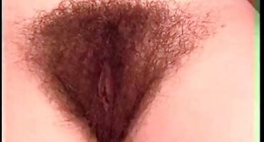 બે પુરુષો પલંગ પર એક વિષયાસક્ત છોકરી પર હુમલો કરે સેકસી વીડિયો બીપી વીડીયો છે