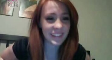 તેને પાંજરામાં મૂકો અને પછી તેના ગુલામને ચુંબન વીડીયો બીપી સેકસી કરો