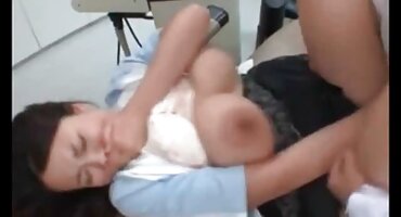 છોકરીઓ ધીમેધીમે એકબીજાના એક્સ વીડીયો સેકસી ગધેડા અને કમમાં ઇંડા ઇન્જેક્ટ કરે છે