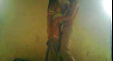 સુંદરતા ફિશનેટ સ્ટોકિંગ્સમાં બીપી વીડીયો સેકસી બીપી વીડીયો સેકસી પડેલી છે