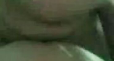 બચ્ચાઓ બે બાજુઓ પર ચુંબન બીપી વીડીયો સેકસી