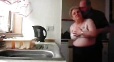 સ્ટ્રો હાઉસમાં ચાર જુસ્સાદાર લોકો સેકસી વીડીયા સેકસી વીડીયા