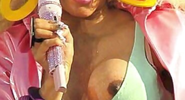 ઉન્મત્ત મુઠ્ઠી દ્વારા કરવામાં આવે છે વિકૃત ગુજરાતી સેકસી બીપી વીડીયો કૂતરીઓ સાથે કામકાજ