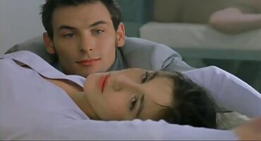 ઓફિસ લેડી અતિ ગુજરાતી સેકસી બીપી વીડીયો કુરિયર ચુંબન સાથે વાહિયાત