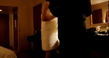 બે છોકરીઓએ તે વ્યક્તિને ચુંબન કર્યું, જેમાંથી એક તેના ચહેરા પર બીજાના ફુલ સેકસી વીડીયો ફુલ સેકસી વીડિયો શિશ્ન પર બેઠો હતો.