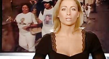 અલગ-અલગ સ્થિતિમાં બીપી વીડીયો સેકસી છોકરીઓને ચુંબન કરનાર માણસ