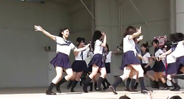 બેચેન પુરુષો સાથે જૂથ સેક્સમાં સામેલ વિદ્યાર્થી સેકસી વીડીયો ઓપન