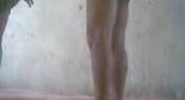 વરણાગિયું માણસ બીપી સેકસી વીડીયો ફૂલ એચડી પર પલંગ તેના હર્ટેરેડિશને તેની ટોપીમાં દબાણ કરે છે