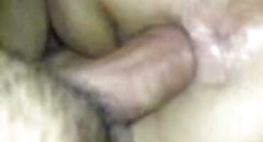 સુંદર સોનેરી ટેબલ પર ઓફિસમાં એક માણસ બીપી સેકસી વીડીયો સાથે વાહિયાત.