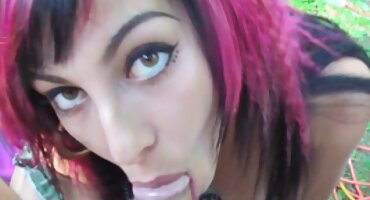 ટેબલ પર પ્રેમ કરતી ત્રણ સુંદર સ્ત્રીઓ એચડી સેકસ વીડીયો