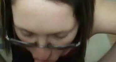 લાલ પળિયાવાળું સેકસી વીડીયો હિન્દી છોકરી એક સેક્સ ટોય ની મદદ સાથે તેના બિલાડી વપરાય