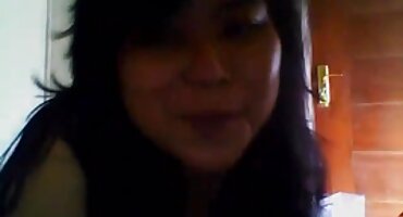 લૈંગિકવાદી ચુંબન છોકરી મોજાં સાથે મોટા ટિટ્સ બીપી પીચર વીડીયો સેકસી