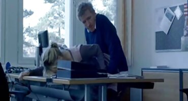 સુંદર કૂતરી અશ્લીલ ચુંબન સાથે કુરકુરિયું માં ઓપન વીડીયો સેકસી પમ્પ